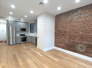 221 E 10th St #200, New York, NY 10003