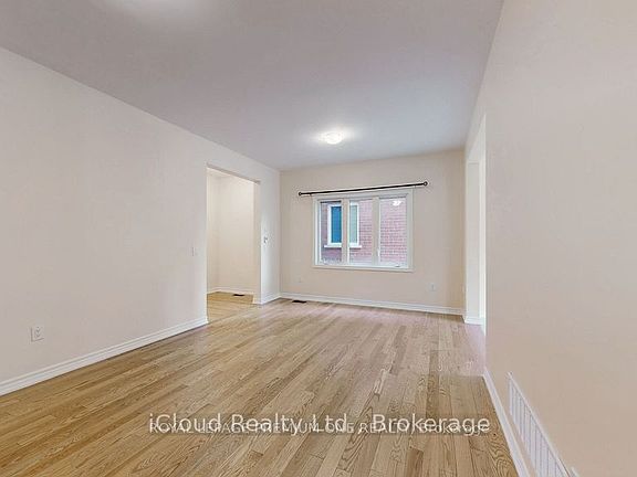 5th image of 344 Ridley Cres