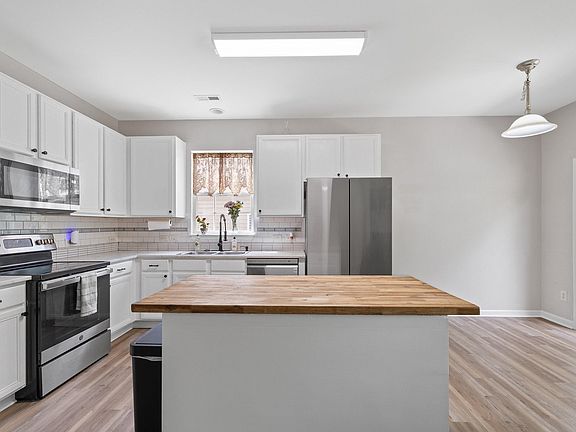 4th image of 2129 Maizefield Ln