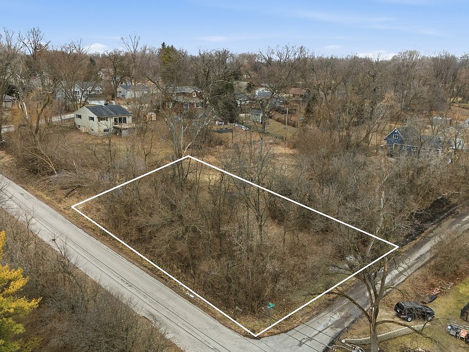 1st image of 2101 Riverview Ave