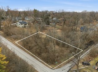 2101 Riverview Ave, Fox River Grove, IL 60021