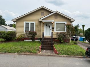 285 Park St, Cramerton, NC 28032