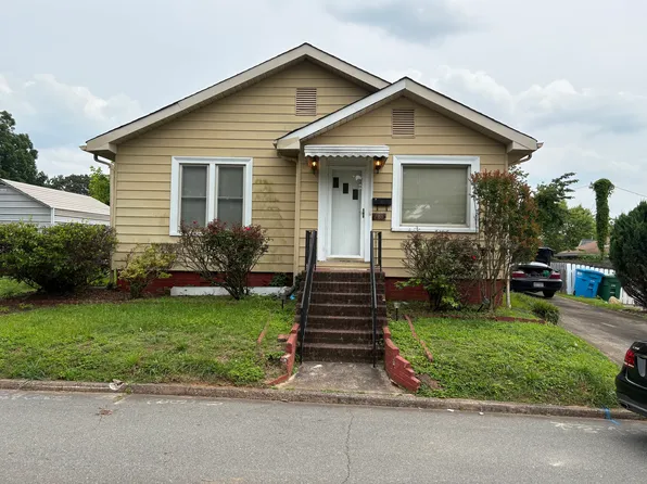 285 Park St, Cramerton, NC 28032