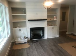 52 Poplar St, Brevard, NC 28712