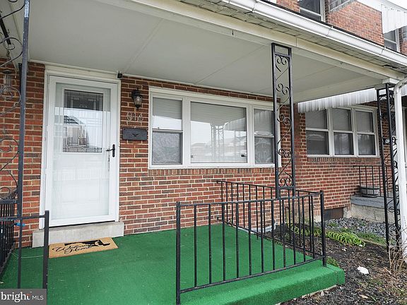 3rd image of 816 Jeannette Ave