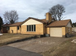 175 N Lilac St, Ishpeming, MI 49849