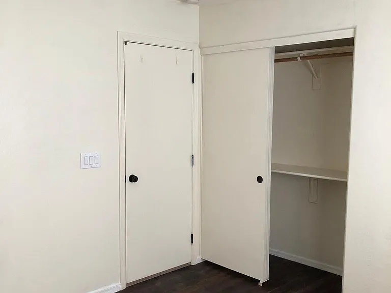 7008 S 7th Ln — Photo 15