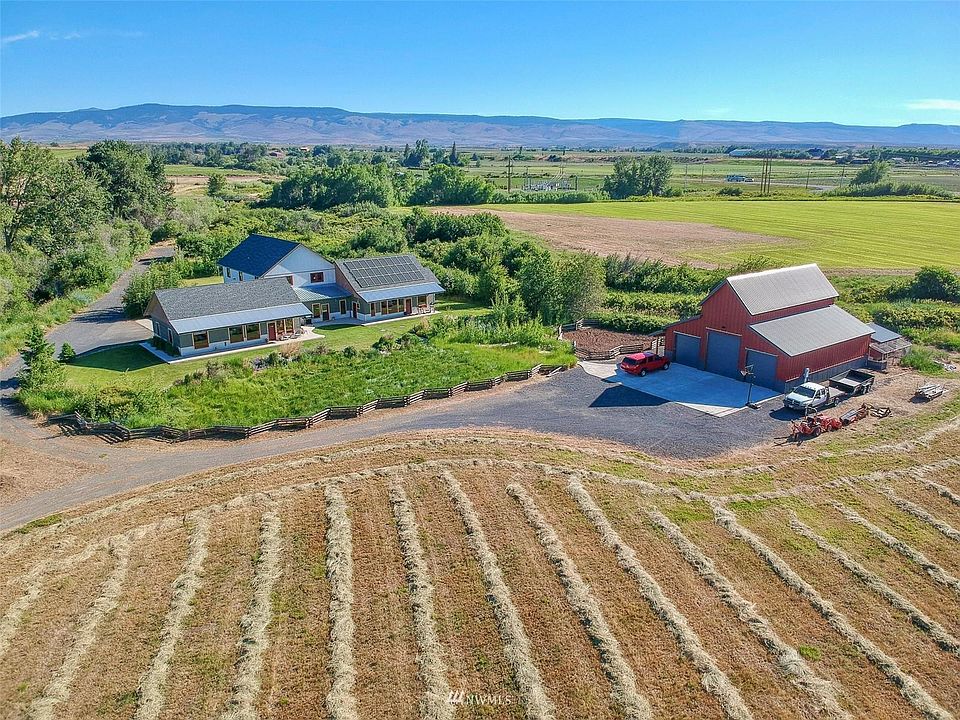 1st image of 4093 Highway 10
