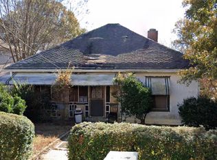 2440 Bellview Ave NW, Atlanta, GA 30318