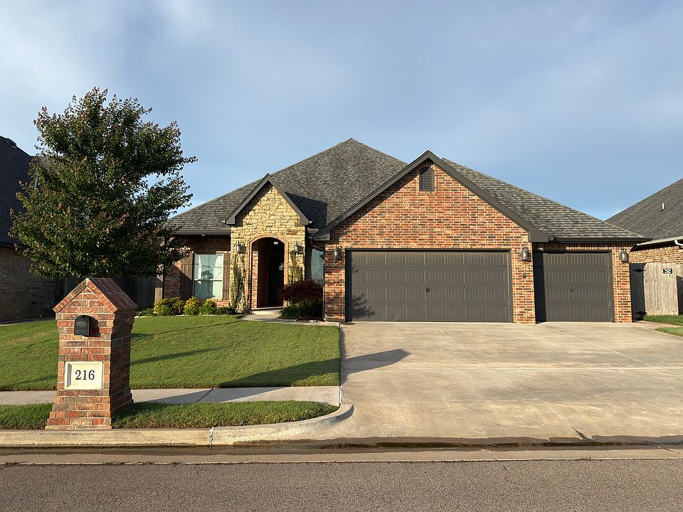 Custom 2020 brick & stone home with 3-car garage