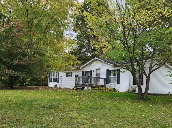 142 W State St, Albion, PA 16401