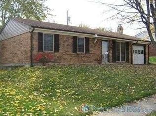 256 Oxford Dr, Fairborn, OH 45324