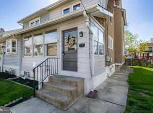 17 N Ridgeway Ave, Glenolden, PA 19036