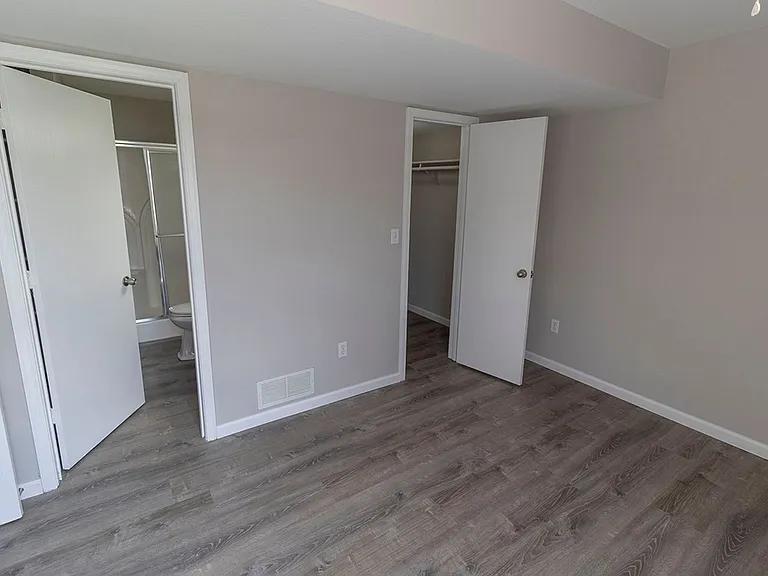 5305-5307 Currituck Ln — Photo 38