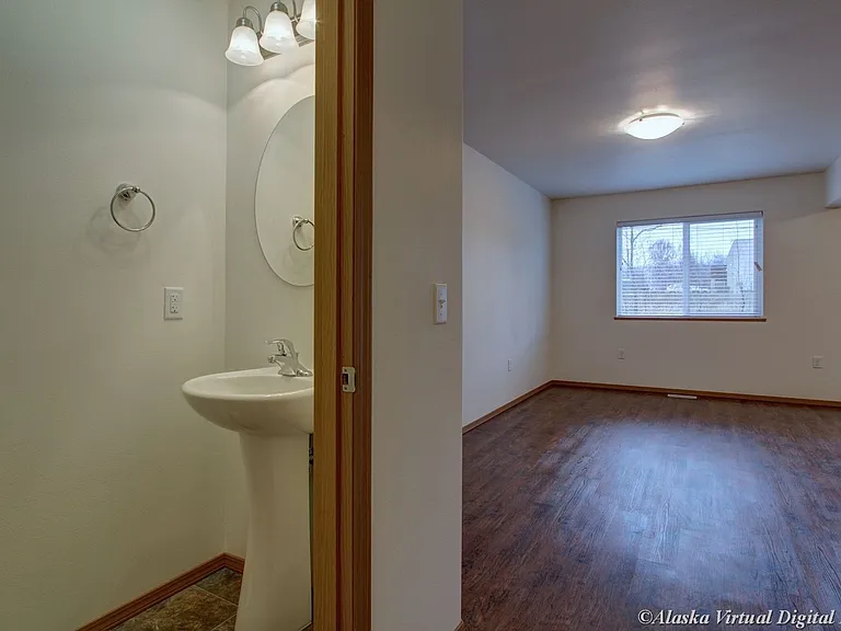 1600-1650 E Kinzi Cir — Photo 34