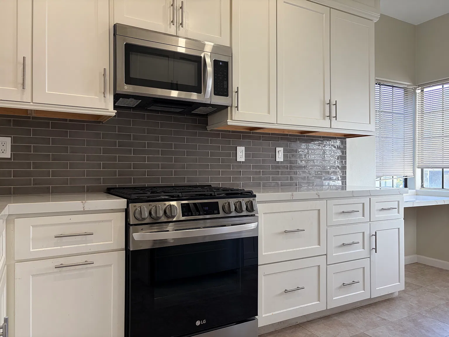 2 bed, 2.5 bath, 1240 sqft, $3,650 — Photo 4