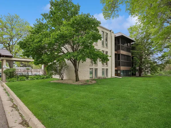 6315 York Ave S APT 203, Edina, MN 55435