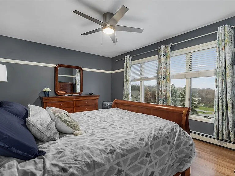 4892 Macgregor Ln — Photo 20