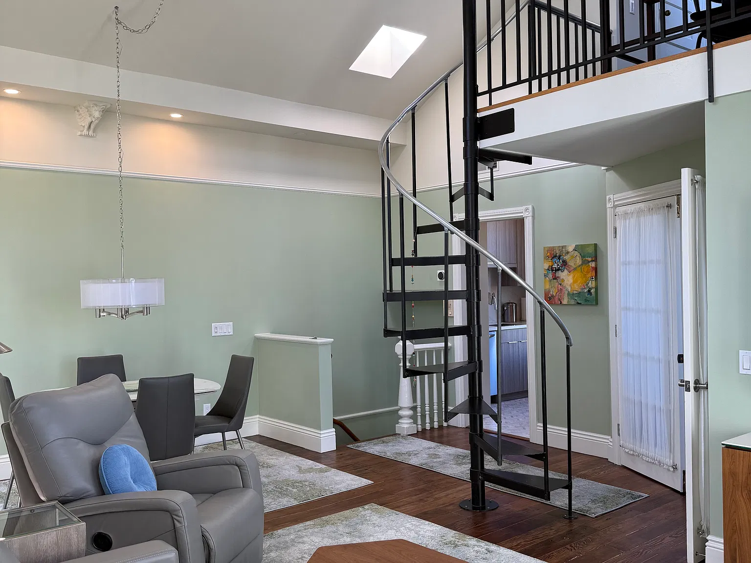 1 bed, $4,750 — Photo 2