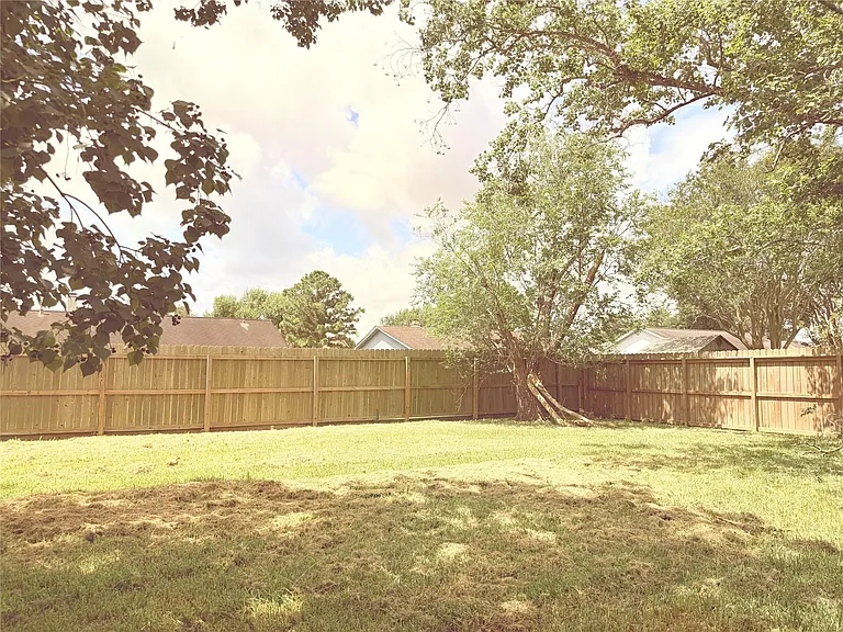 2533 Knoxville Dr — Photo 12
