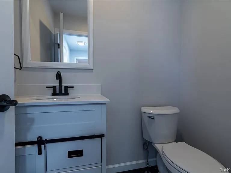35 Harrison Ave — Photo 25