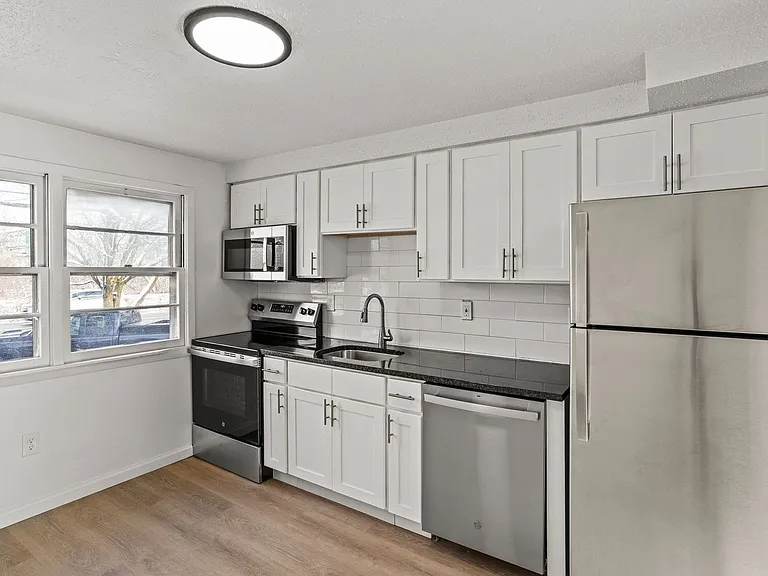 Timberlane Estates — Photo 10