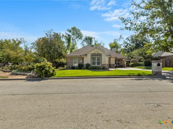 411 Park Place Ln, Temple, TX 76504