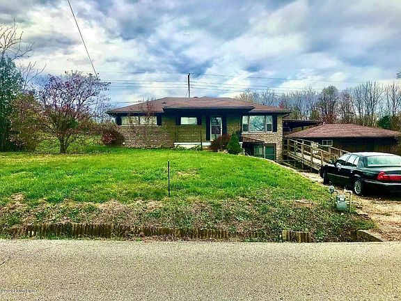 2nd image of 397 Ardmore Ln