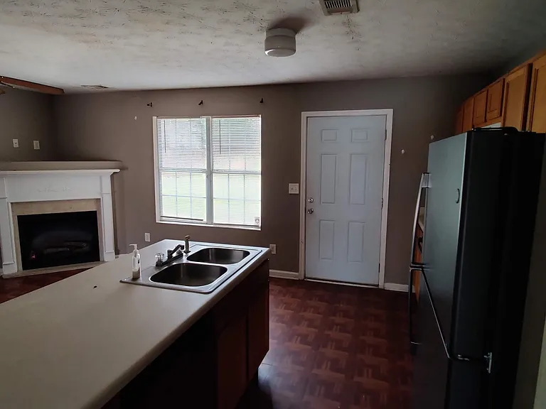 1010 Labonte Pkwy #1 — Photo 12