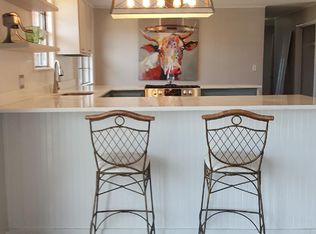 207 E Saddlerock Rd S, Sand Springs, OK 74063