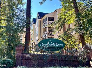 1010 Kingswood Dr APT G, Chapel Hill, NC 27517