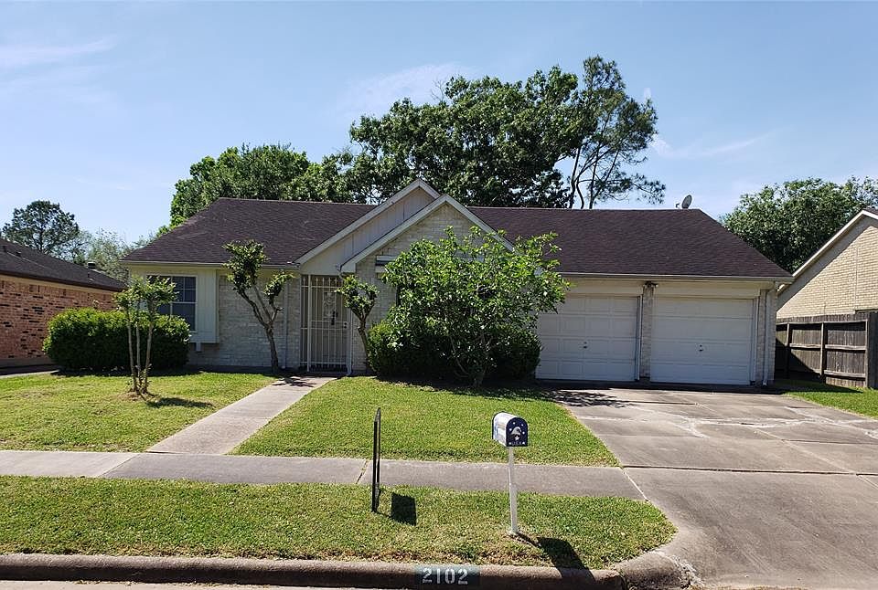 1st image of 2102 Windy Meadow Dr