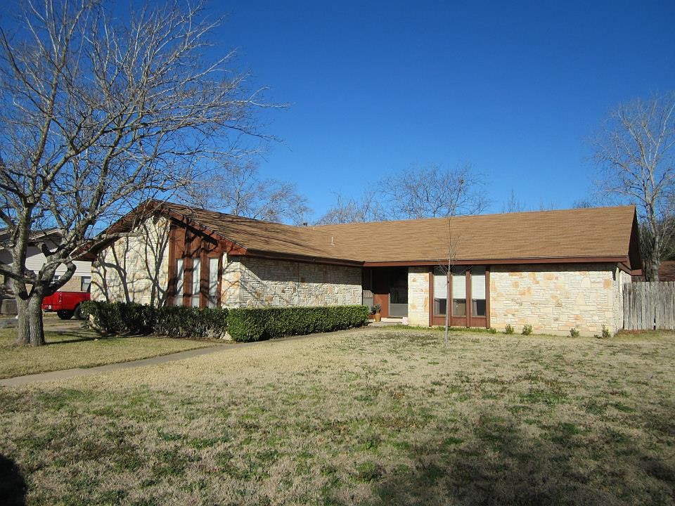 1st image of 1000 Green Meadow Dr