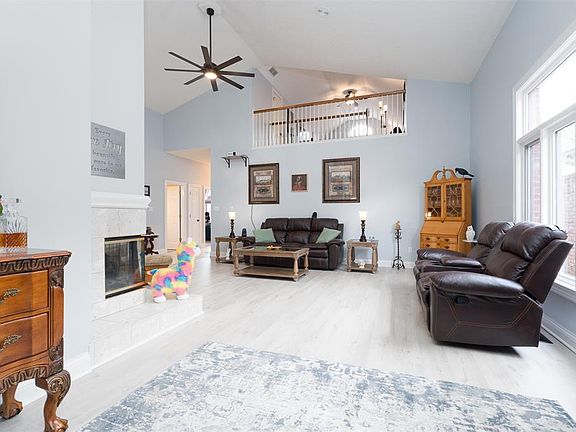 5th image of 4226 Edgewood Ct