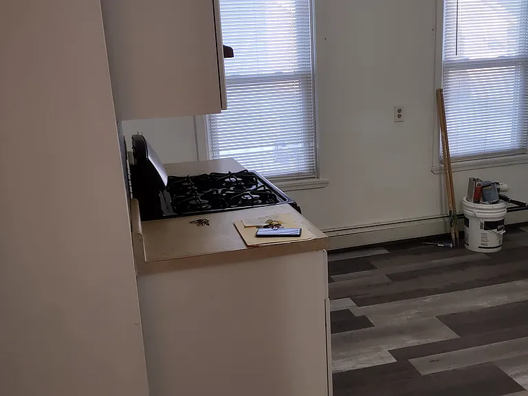 66 Baldwin St #2 — Photo 3