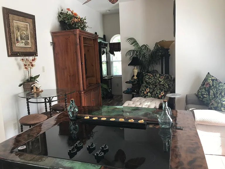 Tiffany Dr — Photo 6