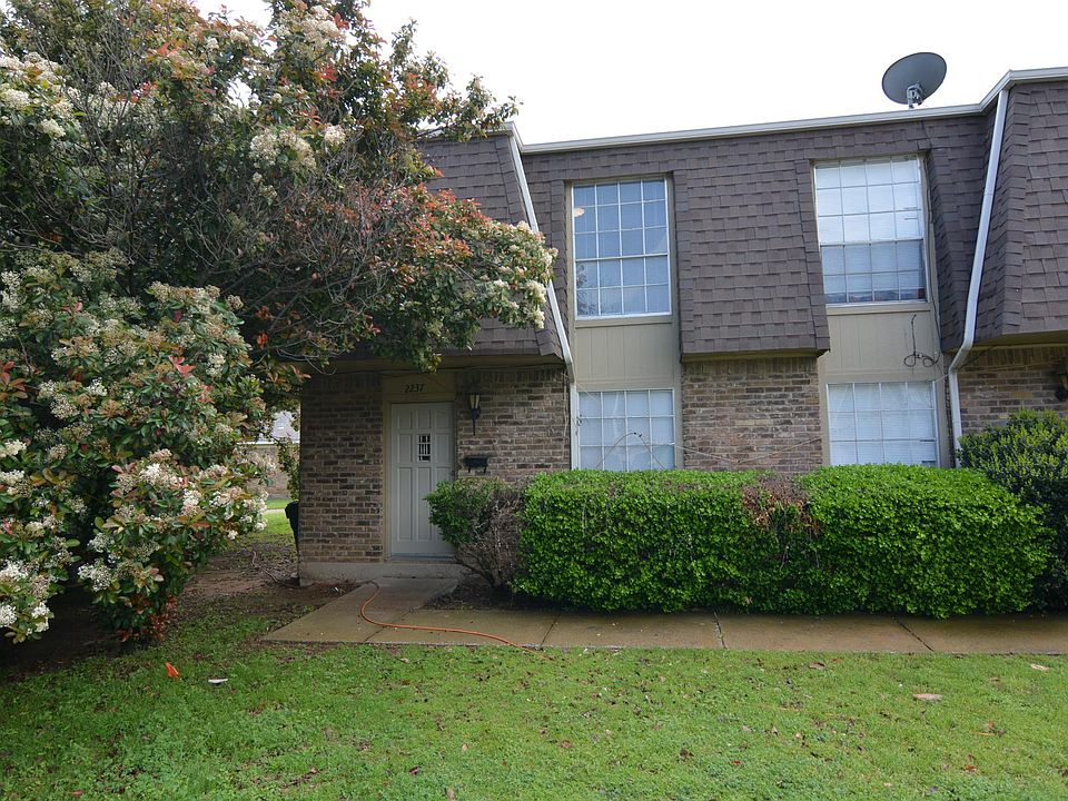 1st image of 2237 Brigadoon Ct