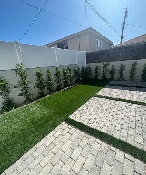 10812 Peach Grove St — Photo 4