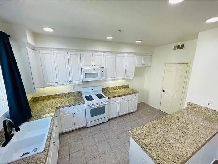 33590 Willow Haven Ln #102 — Photo 24