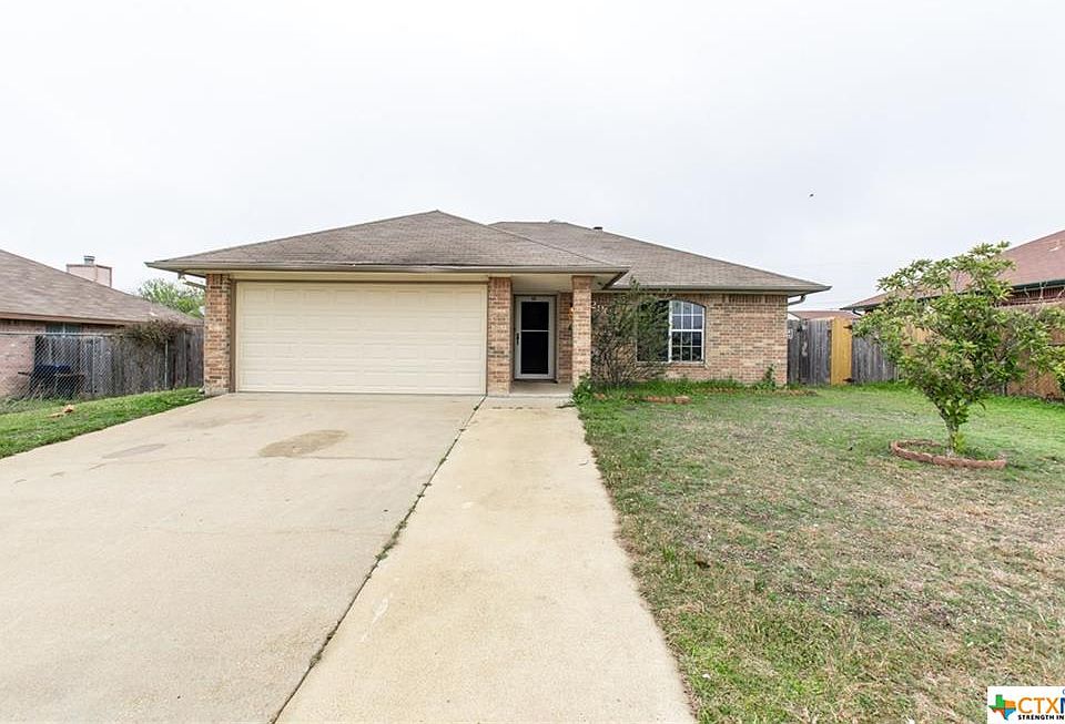 1st image of 2904 Southhill Dr