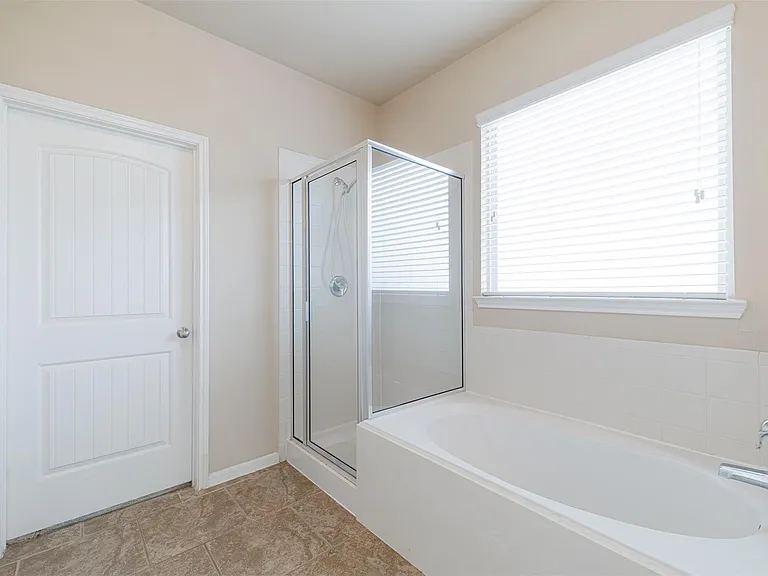 25322 Saddlebrook Ranch Dr — Photo 12