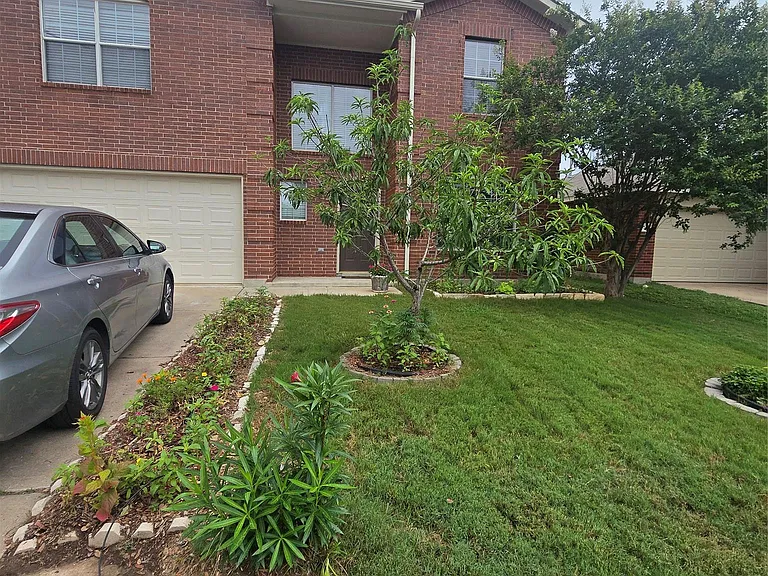 203 Pheasant Trl — Photo 4