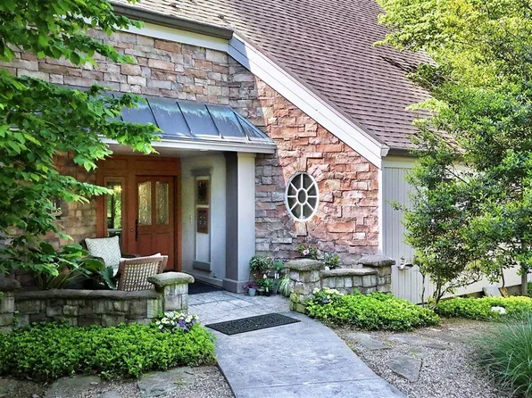 6409 N Long Grove Rd, Cecilia, KY 42724