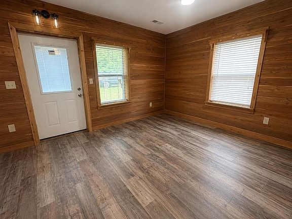 5th image of 175 Duck Rd