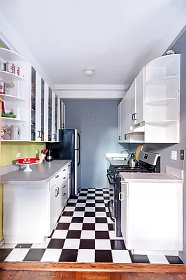 Sold by Compass | media 3