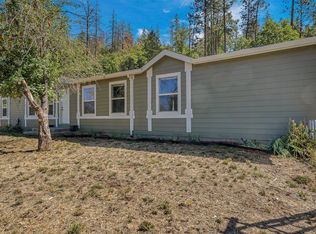 11716 East St, Fort Jones, CA 96032