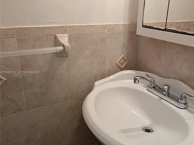 2758 NW 197th Ter #2758 — Photo 4