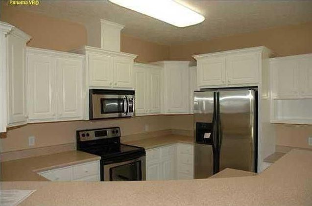 2nd image of 4715 Shannon Ln