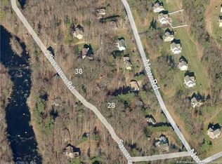 38 Sepous Rd, Avon, CT 06001