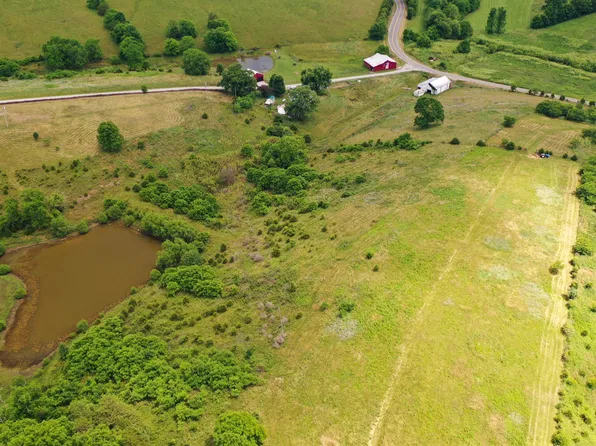 359 State Highway 1284 W, Berry, KY 41003